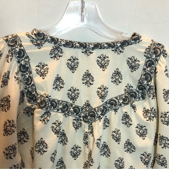 Old Navy boho peasant blouse gray and cream medium petite - Picture 10 of 14